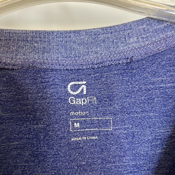 Gap Fit Blue Long Sleeve Workout Top- M - Picture 4 of 4